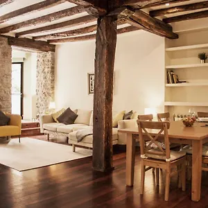  Apartamento Central, Spacious And Authentic Family